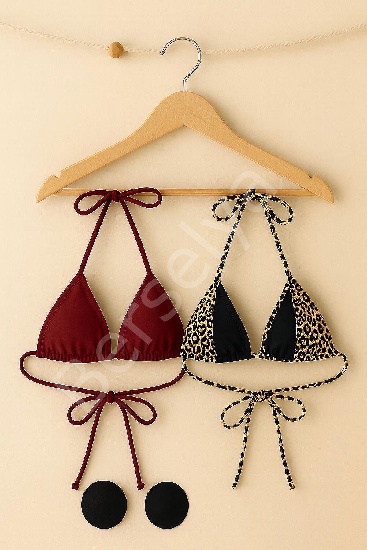 Kadın Leopar Desenli Ve Bordo Minimal Kesim Üçgen Bikini Üstü