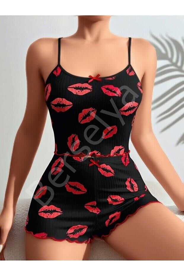 Kadın Siyah Dudak Desenli Şortlu Pijama Takımı 5057