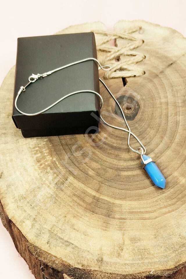 Kyanit Doğal Taşı Zincirli El Yapımı Tasarımlı Kolye Uç: 3,5 cm Zincir: 20 cm Kutulu