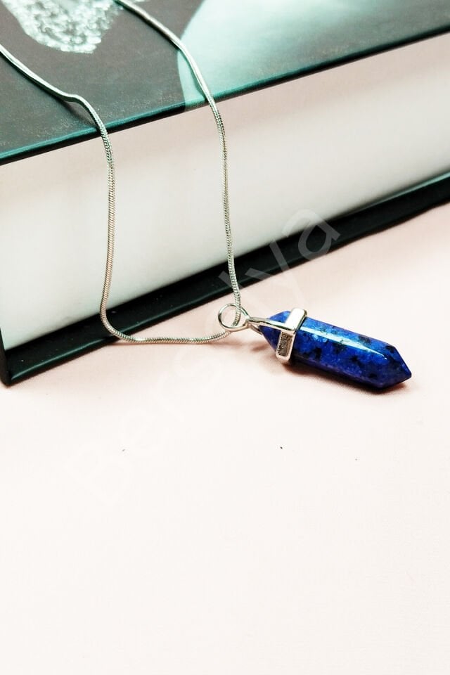 Lapis  Lazuli Doğal Taşı Zincirli El Yapımı Tasarımlı Kolye Uç: 3,5 cm Zincir: 20 cm Kutulu