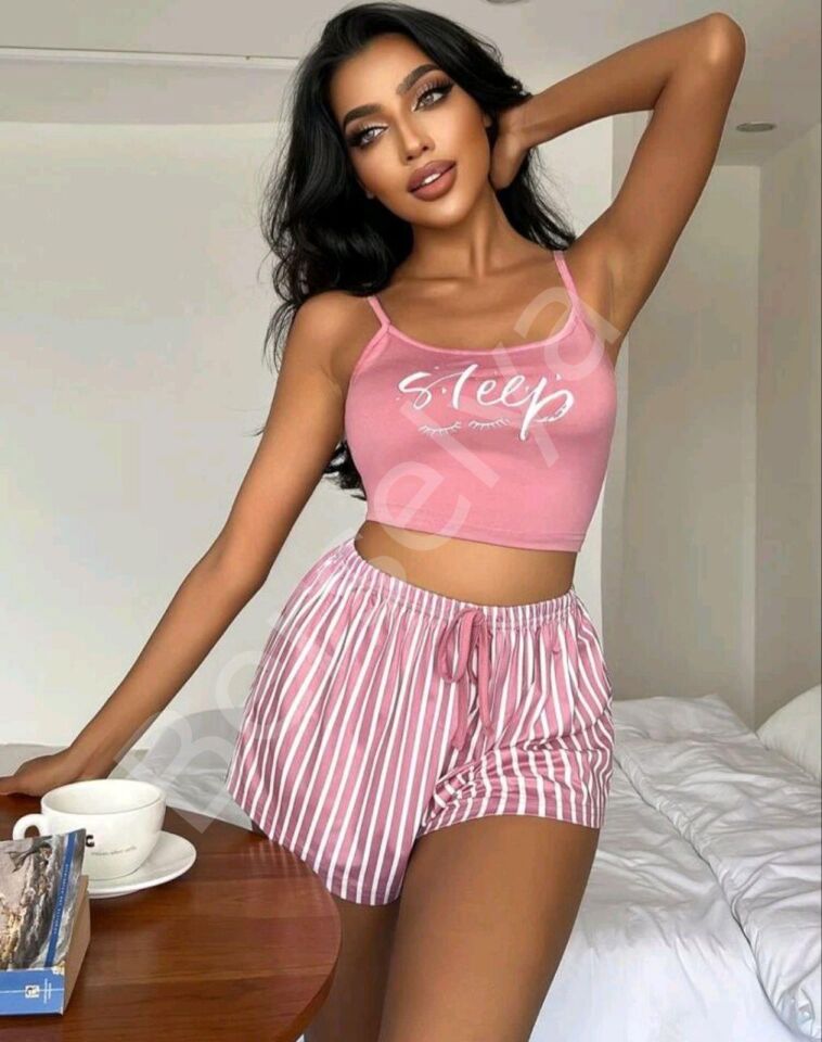 Kadın Pembe Çizgili Desen Askılı Şortlu Pijama Takım 9002