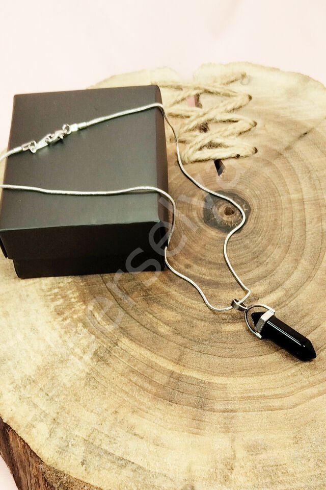 Onix Doğal Taşı Zincirli El Yapımı Tasarımlı Kolye Uç: 3,5 cm Zincir: 20 cm Kutulu