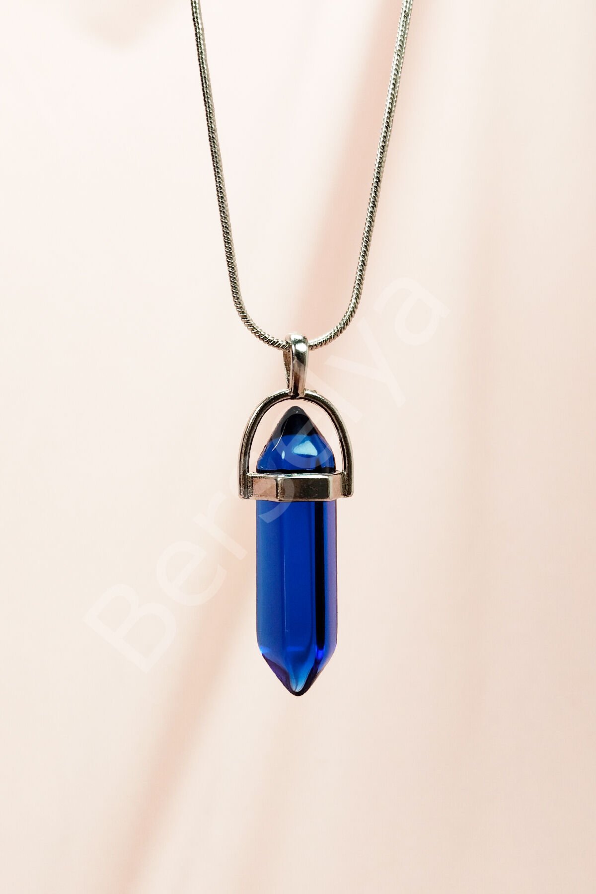 Safir Doğal Taşı Zincirli El Yapımı Tasarımlı Kolye Uç: 3,5 cm Zincir: 20 cm Kutulu