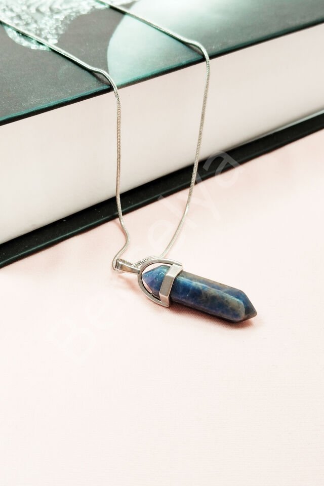 Sodalit Doğal Taşı Zincirli El Yapımı Tasarımlı Kolye Uç: 3,5 cm Zincir: 20 cm Kutulu