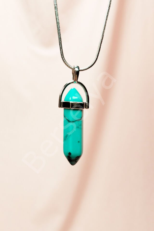 Turkuaz Doğal Taşı Zincirli El Yapımı Tasarımlı Kolye Uç: 3,5 cm Zincir: 20 cm Kutulu
