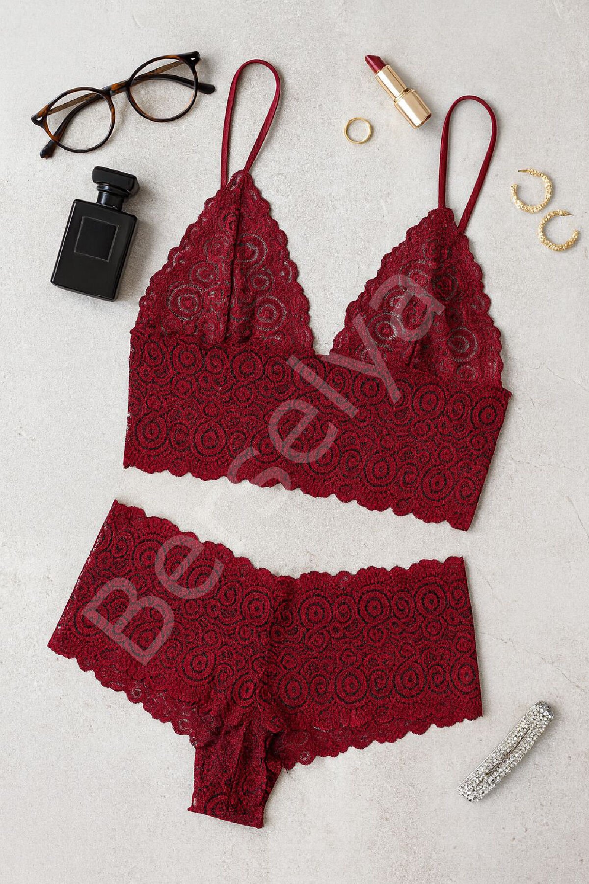 Kadın Bordo Dantel Bralet Şort Takımı – Asil Ve Sofistike İç Giyim