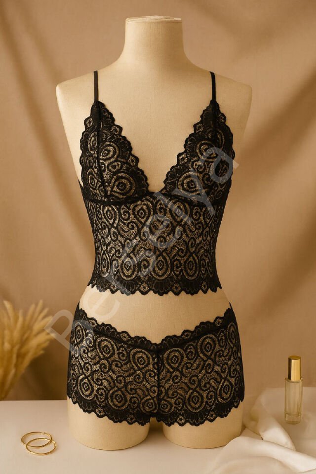 Kadın Siyah Dantel Bralet Şort Takımı – Şık, Zarif Ve Feminen İç Giyim
