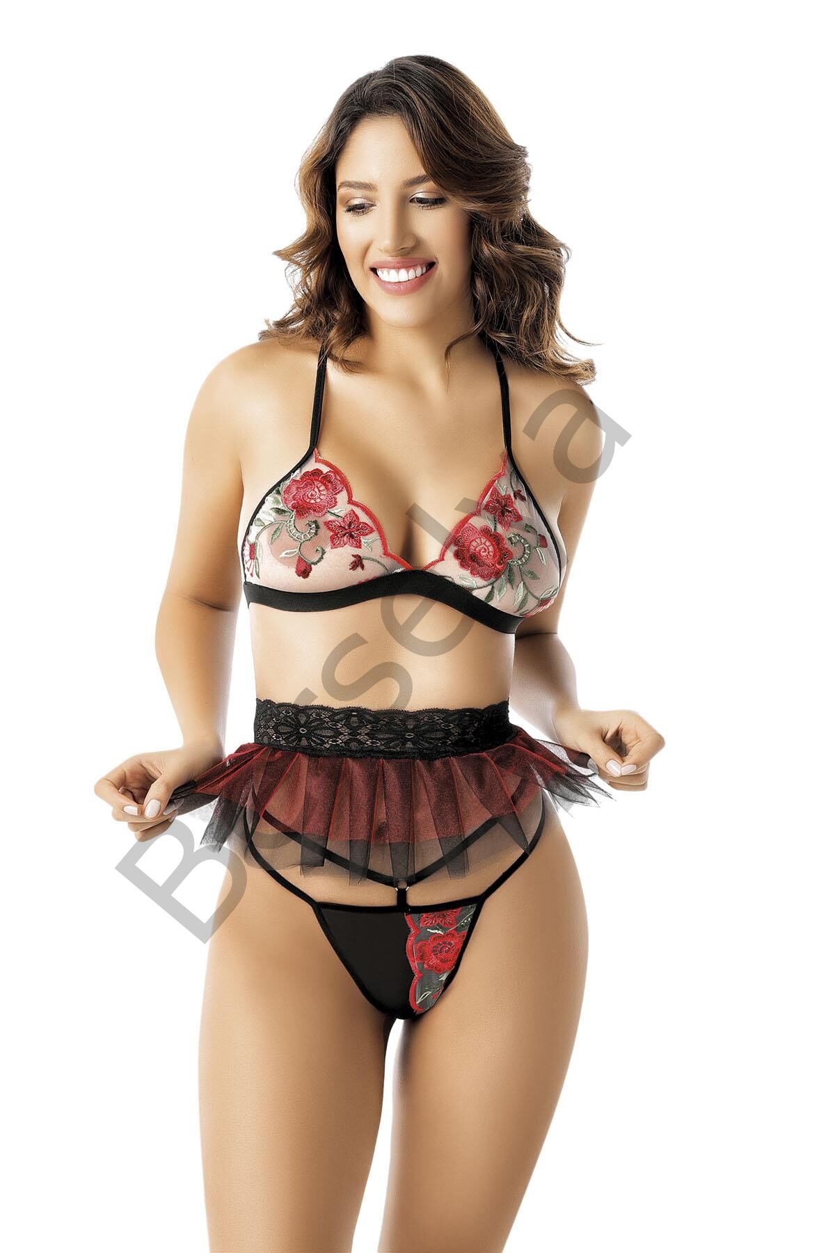 Nakış Detaylı Fantazi Sütyen Tanga String Takımı