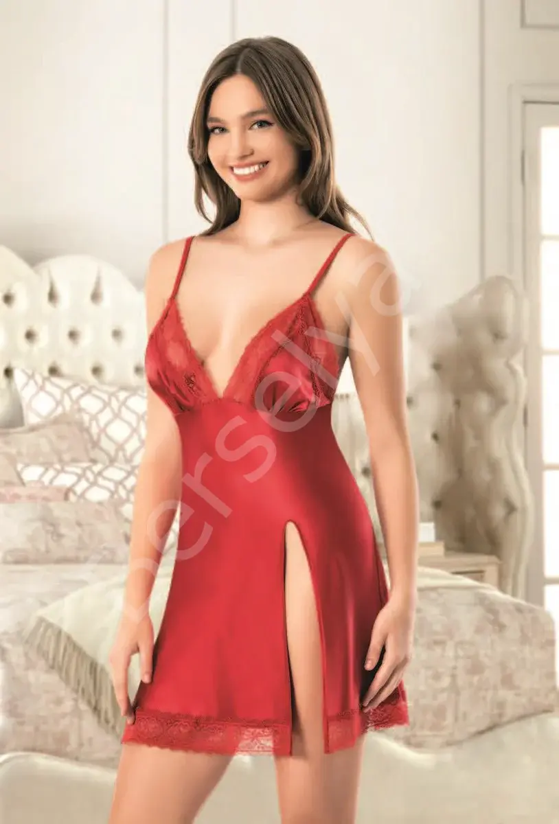 2129 Miss Laris Gecelik