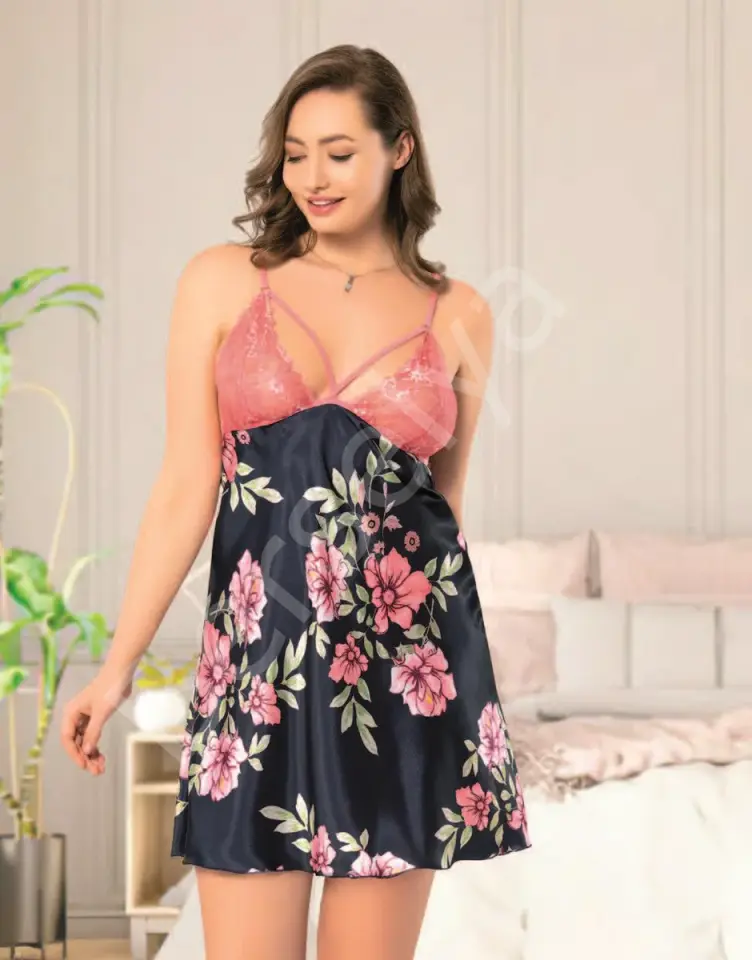 4012 Miss Laris Gecelik