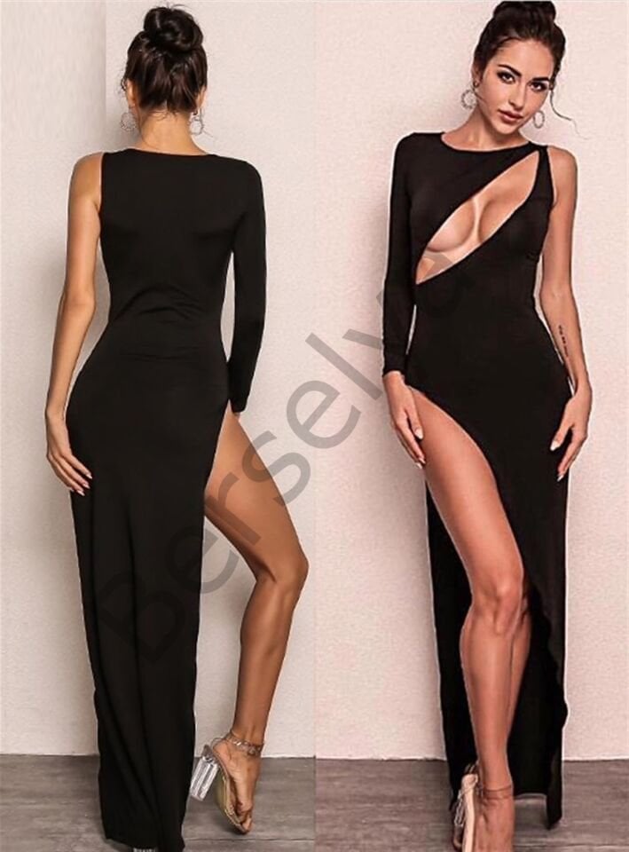 Derin Dekolteli Uzun Yırtmaçlı Elbise