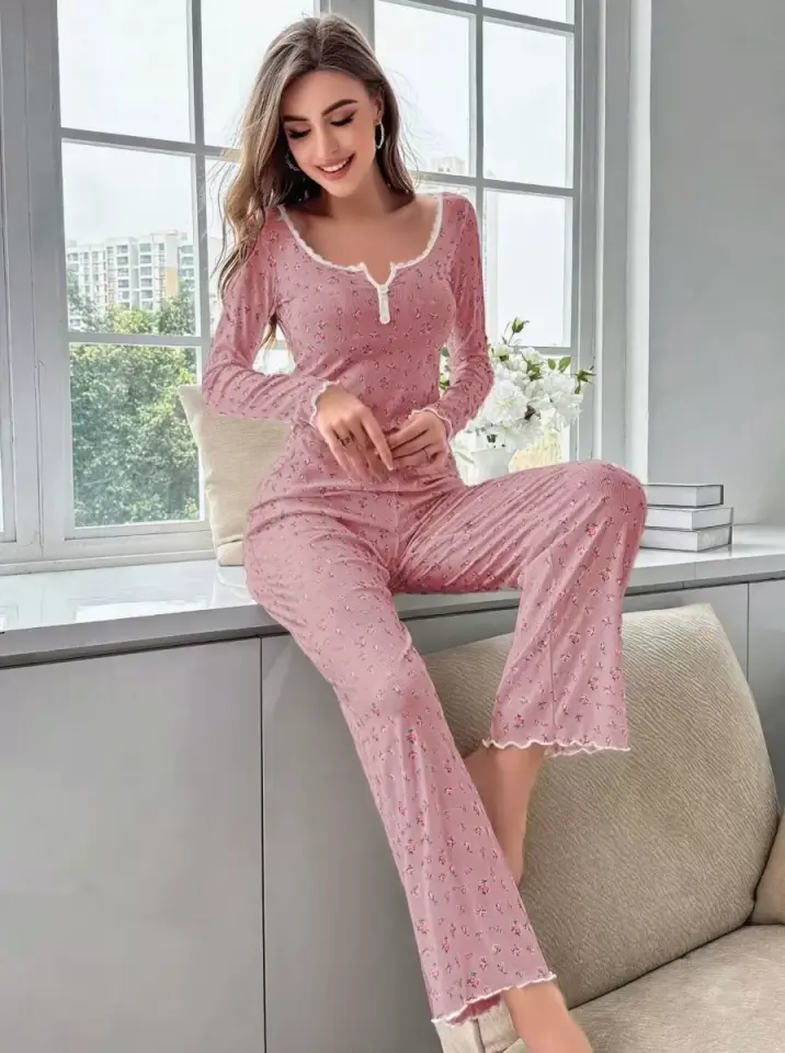 Kadın Çiçek Desenli Uzun Pijama Takımı Yumuşak Pamuklu Rahat Ev Giyimi Özel Tasarım