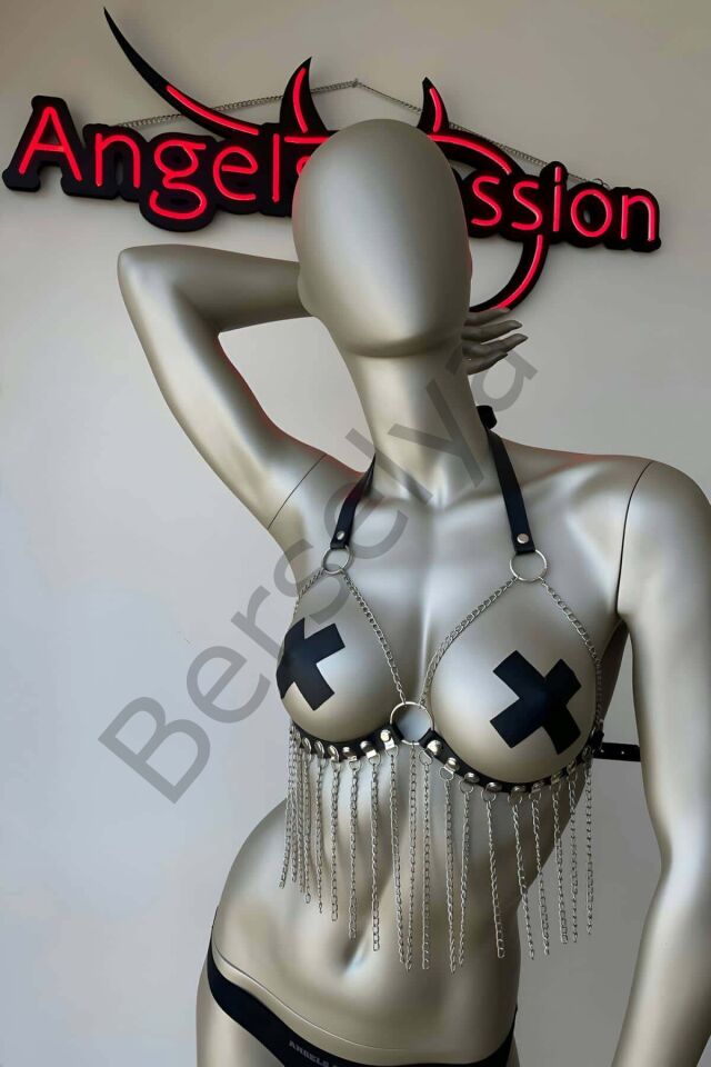 Zincir Detaylı Deri Büstiyer