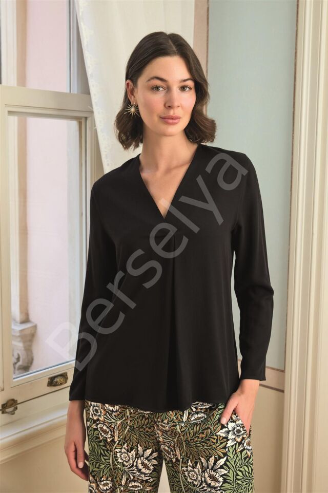 Çiçek Yaprak Ve Etnik Desenli Uzun Kollu Pijama Takımı