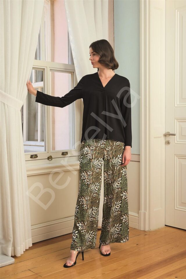 Çiçek Yaprak Ve Etnik Desenli Uzun Kollu Pijama Takımı