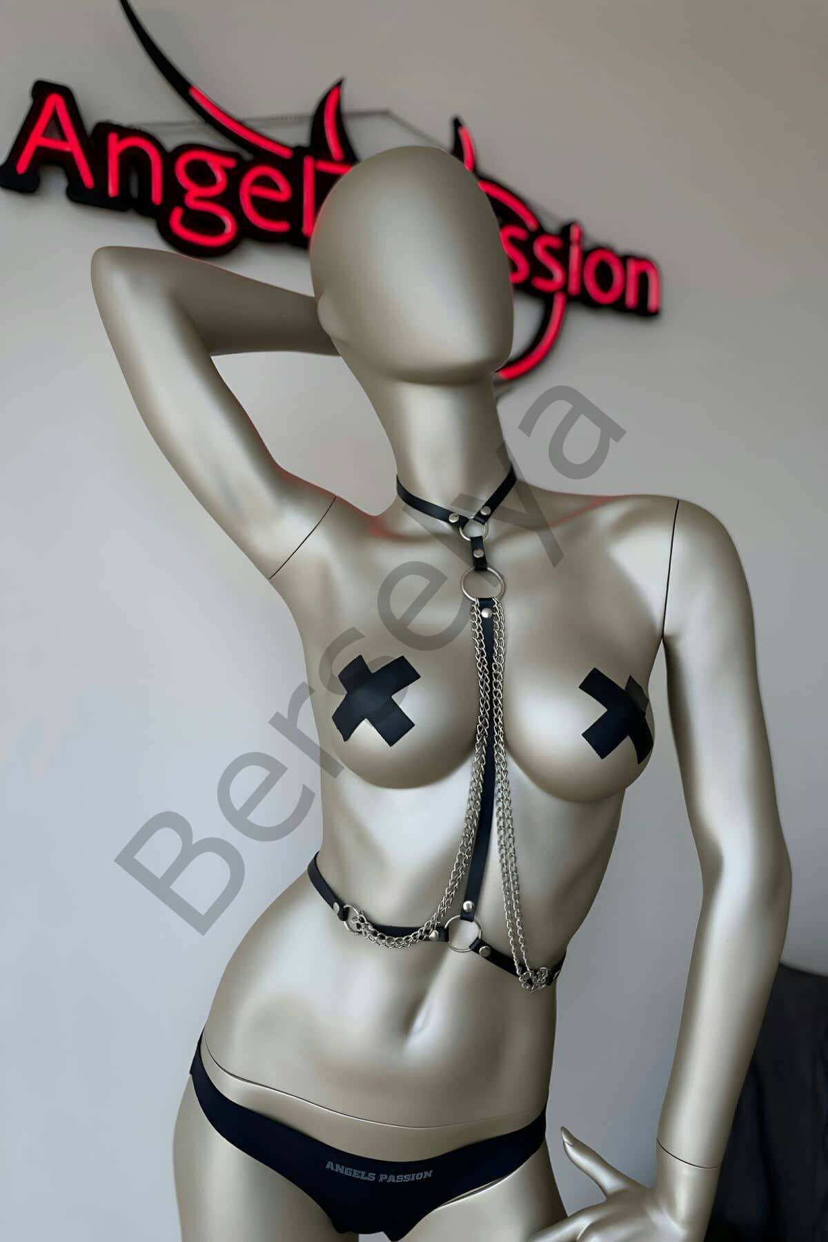 Bel Ve Boyun Detaylı Şık Deri Harness - Brf426