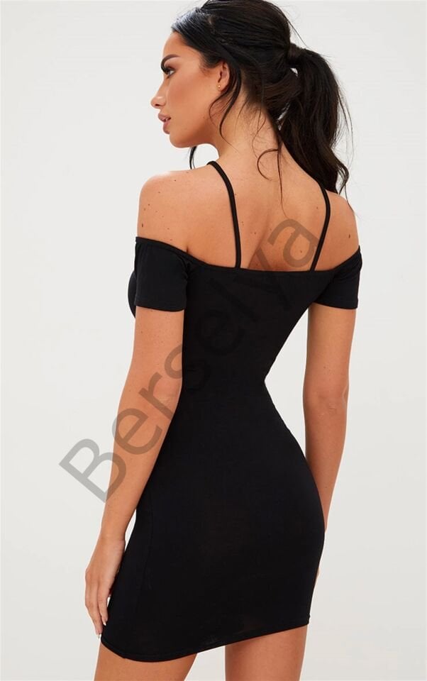 Omuzları Açık Elbise