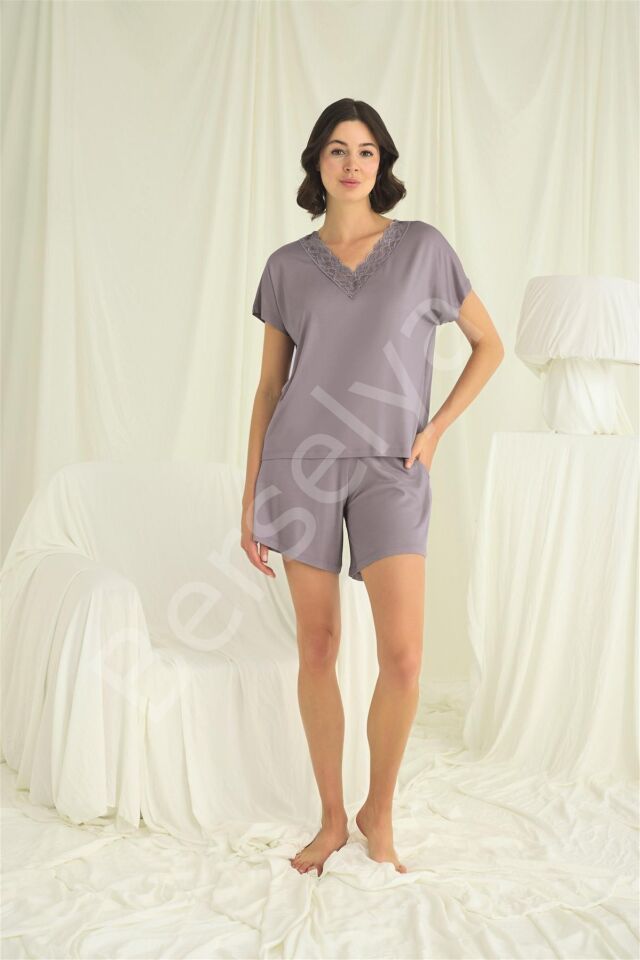 Kısa Kollu Dantelli V Yaka Şort Takımı