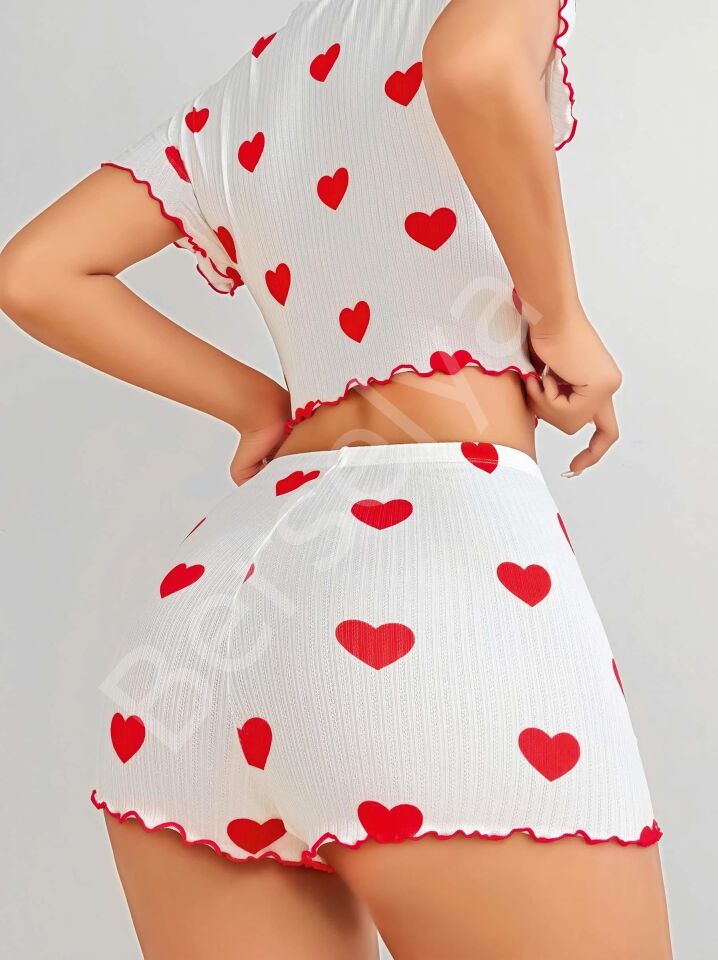 Kadın Beyaz Kırmızı Kalp Desenli Şortlu Gecelik Takım 5023