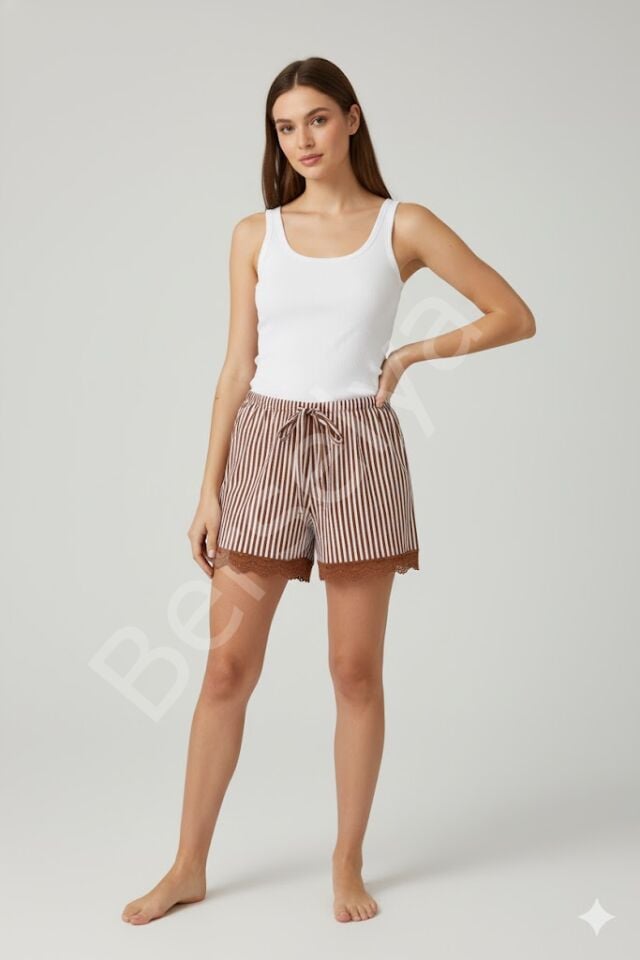 Çizgili Penye Kadın Ev Şortu Bacak Dantel Detaylı Ev Giyim Kahverengi