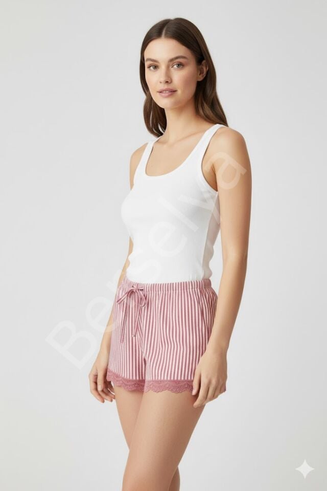 Çizgili Penye Kadın Ev Şortu Bacak Dantel Detaylı Ev Giyim Fuşya