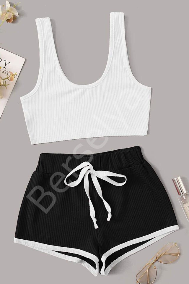 Kadın Siyah Şortlu Beyaz Croplu Gecelik Takımı