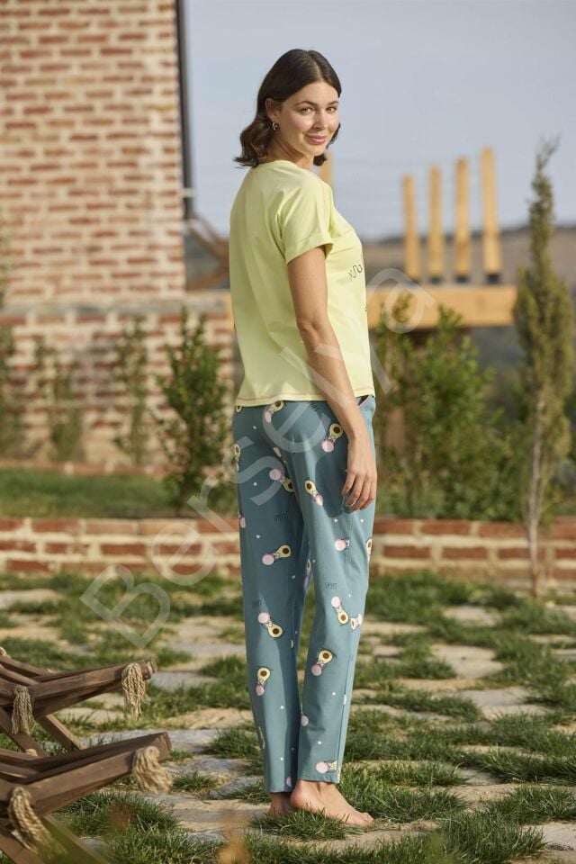 Desenli Ve Baskılı ''yoga Sport'' Pijama Takımı