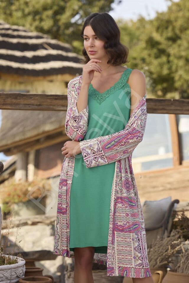 Etnik Deseni Ve Dantelli Sabahlık Takımı