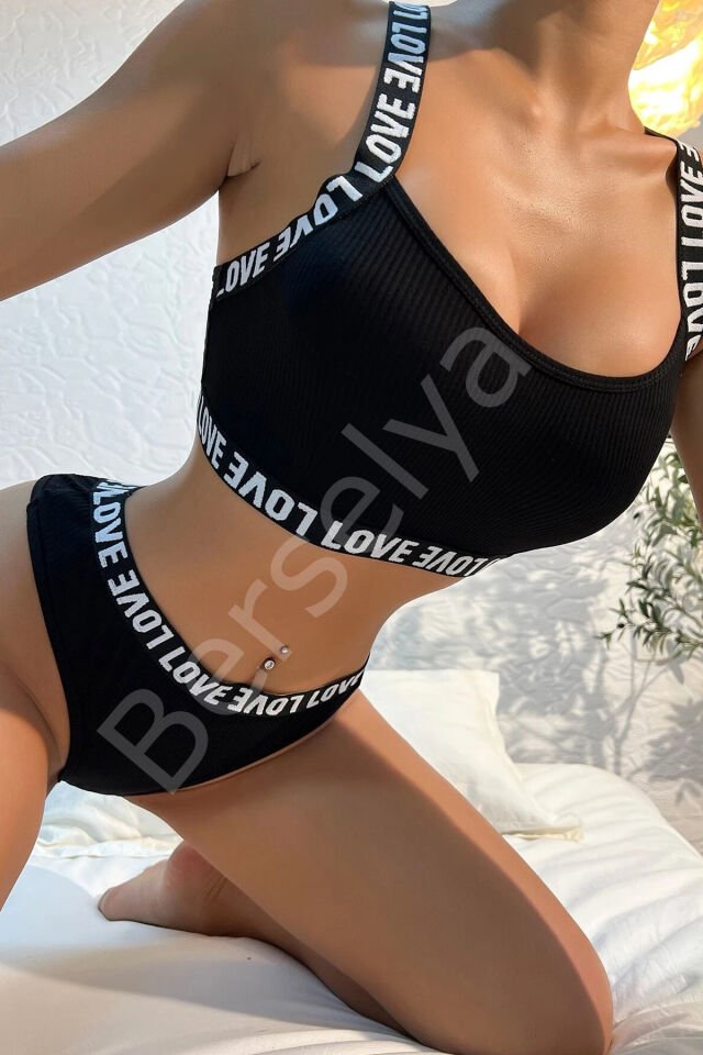 Kadın Siyah Çapraz Sırt Ve Love Yazı Detaylı Iç Çamaşır Takımı