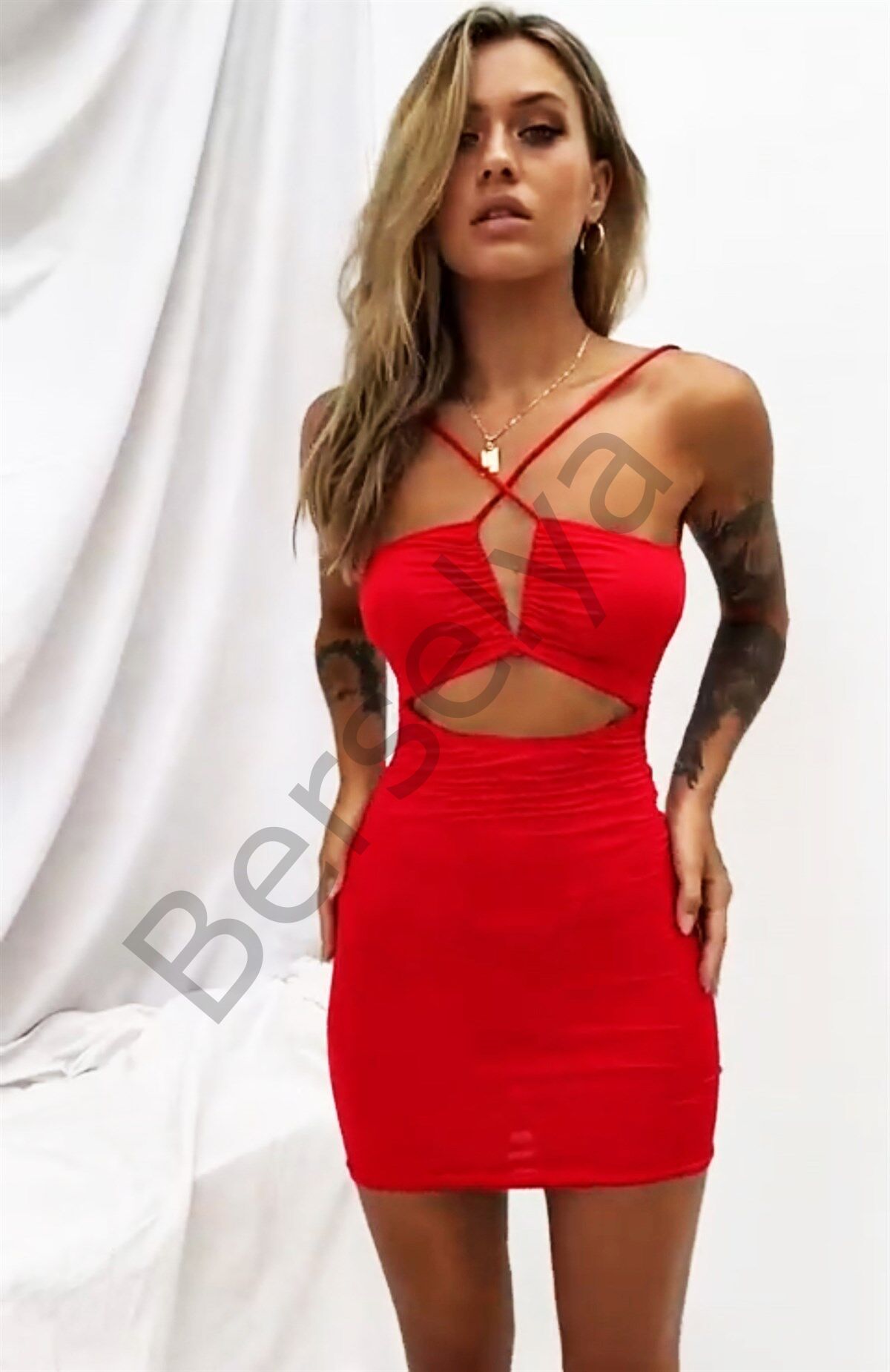 Göbek Ve Sırt Dekolteli Fantazi Elbise