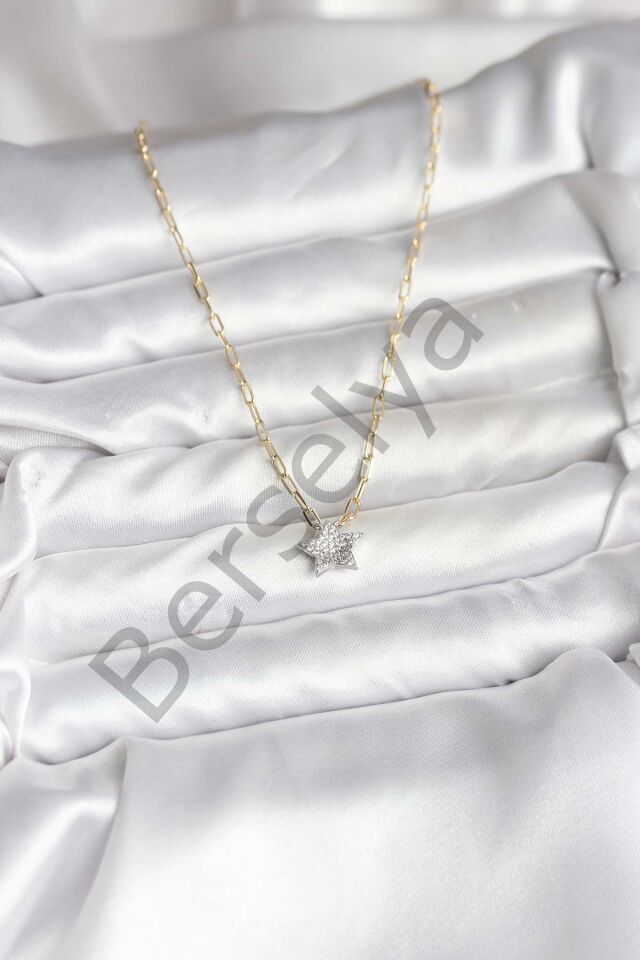 Pirinç Gold Renk Zincirli Zirkon Taşlı Minimal Yıldız Model Kadın Kolye