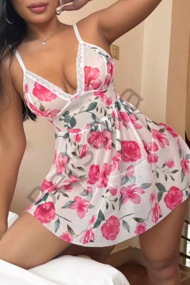 Pembe Çiçek Desenli Dantel Detaylı Gecelik 15706