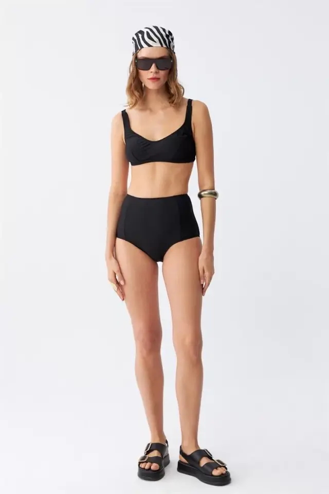 Kadın Siyah Pedli Kare Yaka Yüksek Bel Bikini Takımı