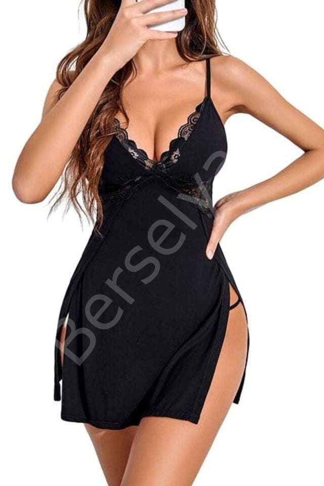 Siyah Askılı Yırtmaç Detaylı Gecelik 15543