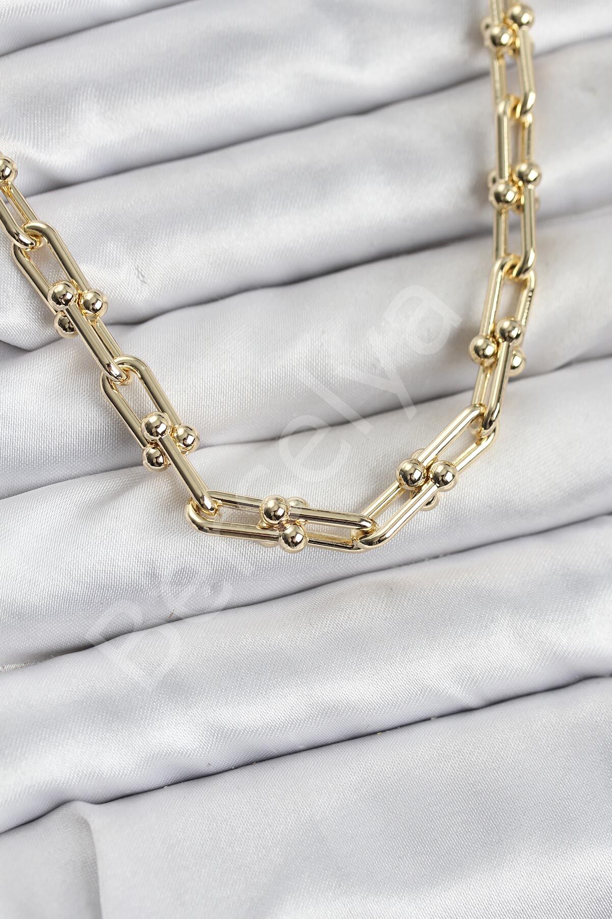 Pirinç Gold Renk Tifani Model Kadın Kolye