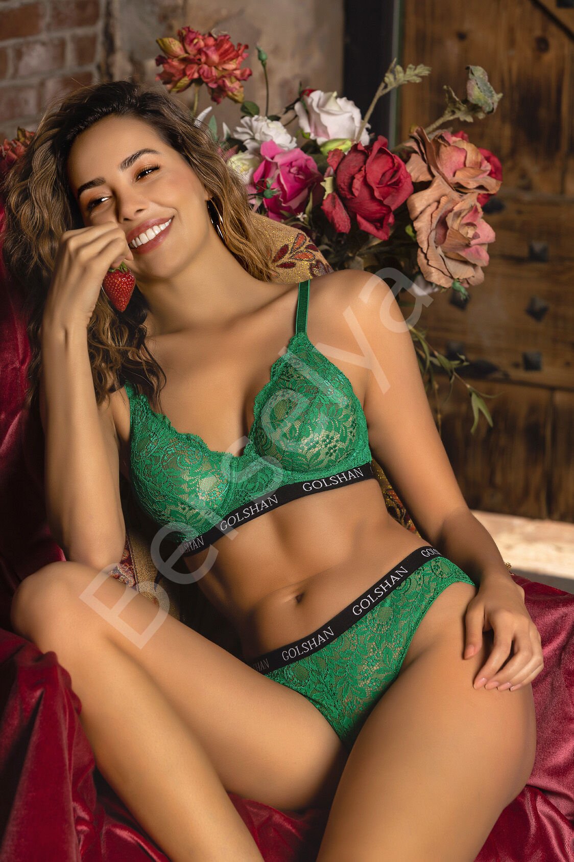 Gaudy Lace Bra, Yeşil Konforlu Ve Şık Sütyen