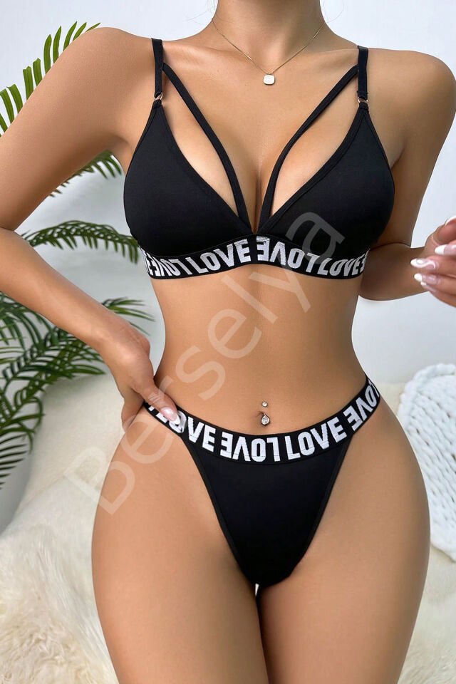 Kadın Siyah Love Yazı Detaylı Harness İç Çamaşır Takımı