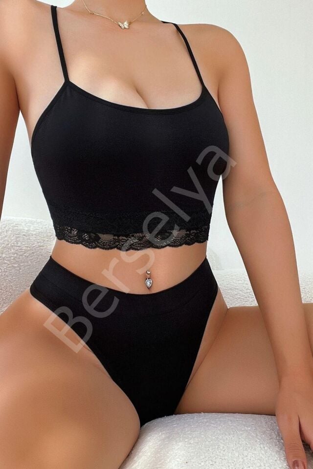 Siyah Dantel Detaylı Askılı İç Çamaşır Takımı Pr2379
