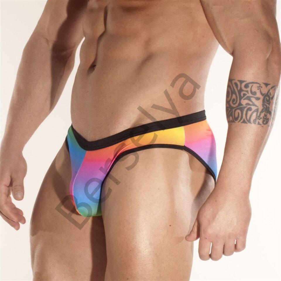 Gökkuşağı Desenli Erkek  Çamaşır