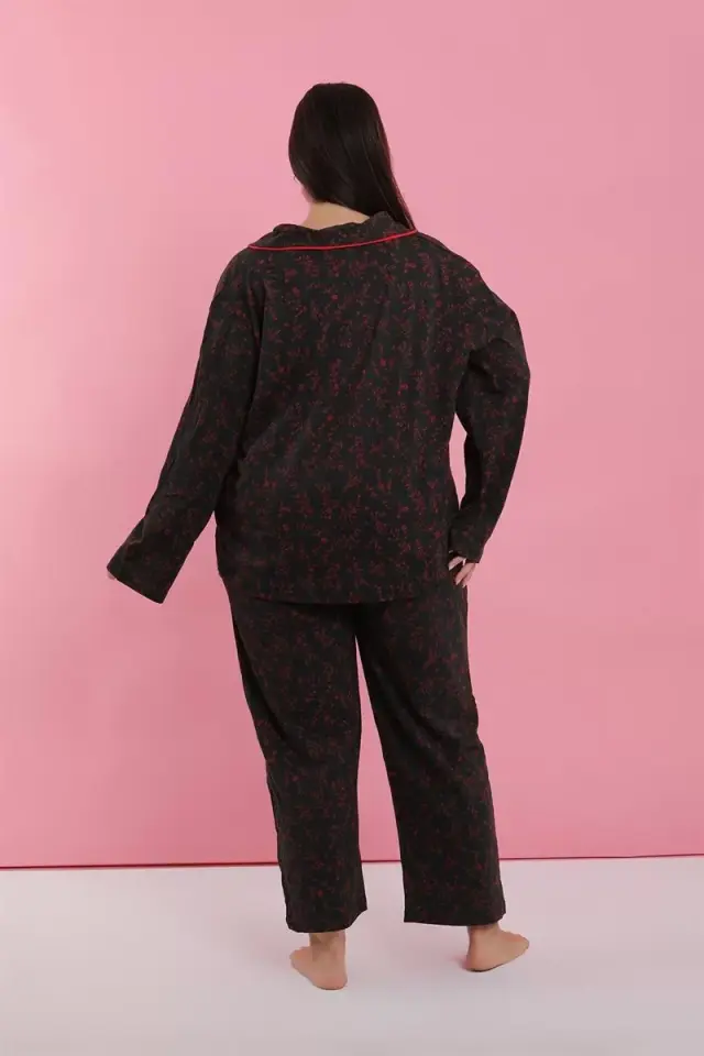 Kadın Büyük Beden Siyah Kırmızı Çiçekli Düğmeli Pijama Takımı
