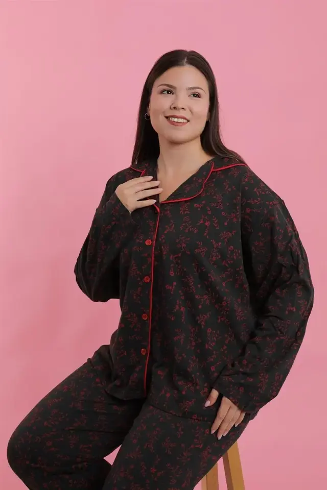 Kadın Büyük Beden Siyah Kırmızı Çiçekli Düğmeli Pijama Takımı