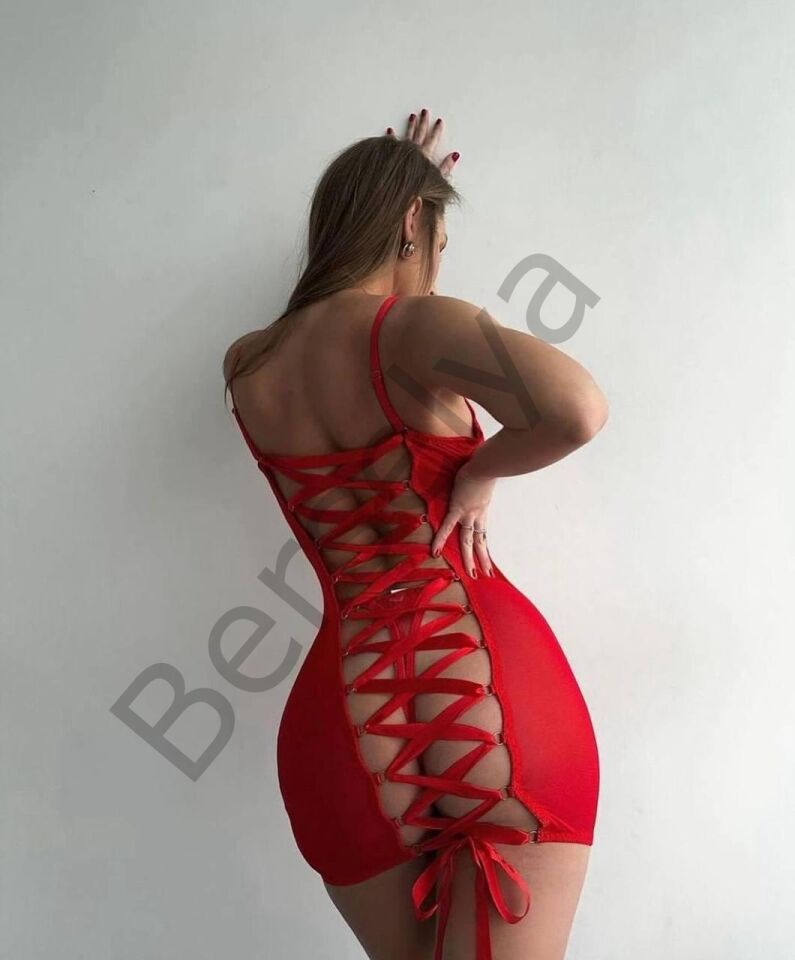 Kırmızı Fantezi Elbise Arkası Dekolteli 9001