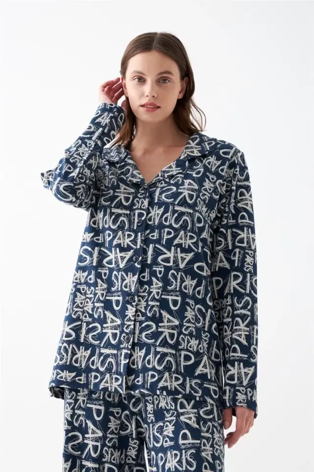 Kadın Lacivert “paris” Yazı Desenli Düğmeli Pamuklu Pijama Takımı
