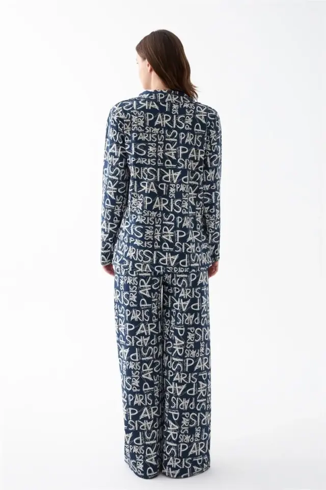 Kadın Lacivert “paris” Yazı Desenli Düğmeli Pamuklu Pijama Takımı