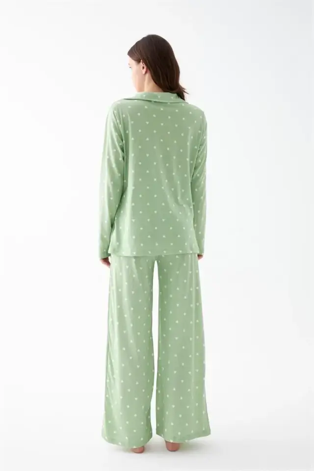 Kadın Yeşil Kalp Desenli Düğmeli Pamuklu Pijama Takımı