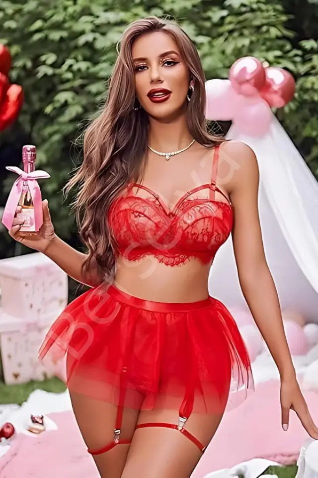 Kırmızı Jartiyer Askılı Gecelik