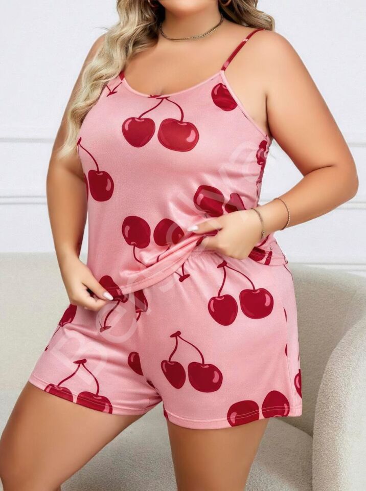 Büyük Beden Pembe Kiraz Desen İnce Askılı Pamuklu Şortlu Pijama Takımı