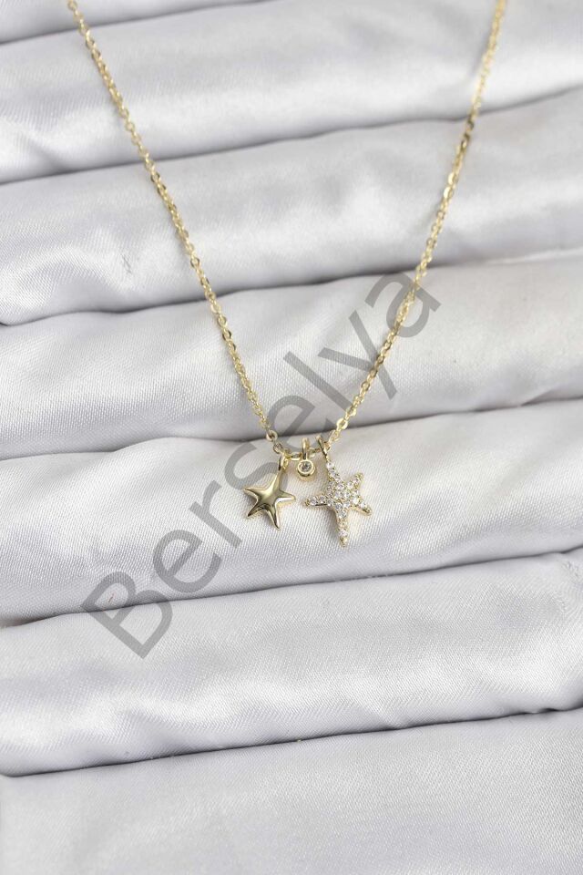 Pirinç Gold Renk Yıldız Minimal Kadın Kolye