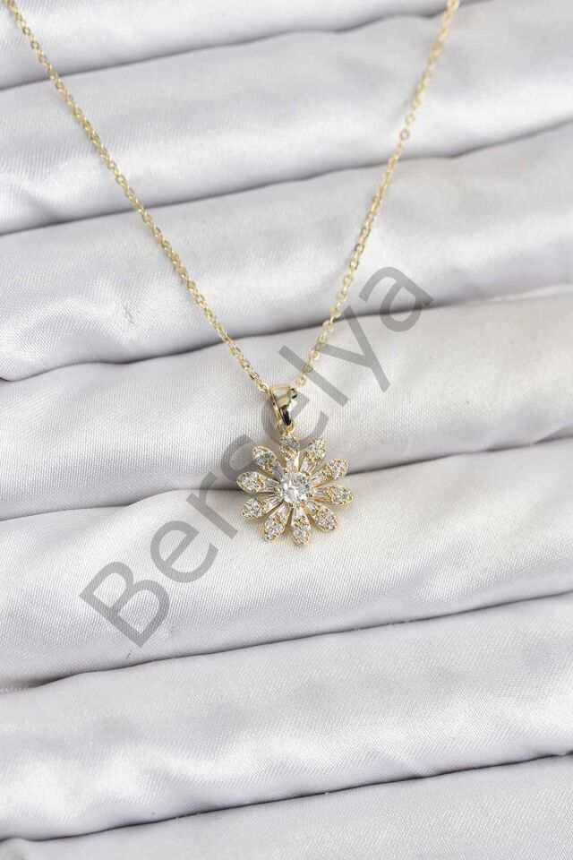 Pirinç Gold Renk Çiçek Model Kadın Kolye