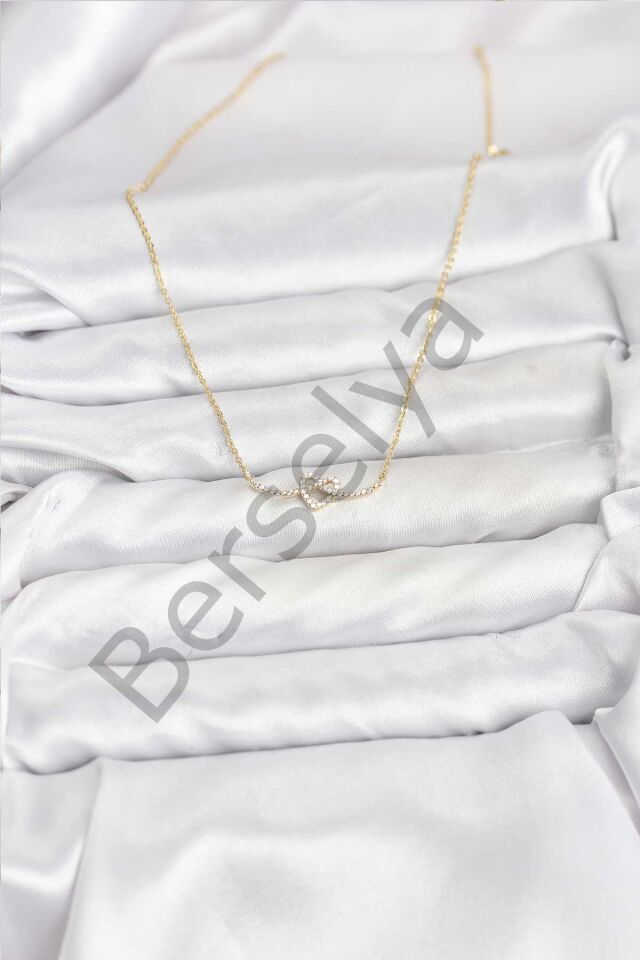 Pirinç Gold Renk Düğüm Kalp Model Kadın Kolye
